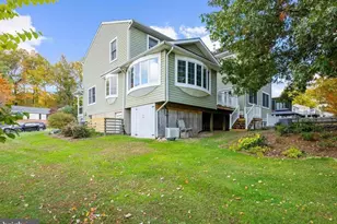 8424 Spruill Dr, Bowie, MD 20720 - Photo 28