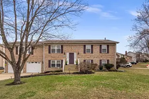 5410 Tinkers Creek Pl, Clinton, MD 20735 - Photo 2