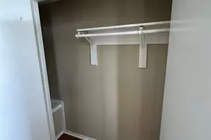 1931 Dutch Village Dr, Landover, MD 20785 - Photo 18