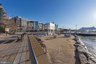 712 Sentry Square, Oxon Hill, MD 20745 - Photo 46