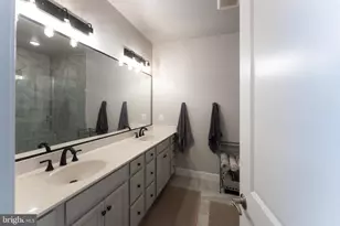 9722 Glassy Creek Way, Upper Marlboro, MD 20772 - Photo 12