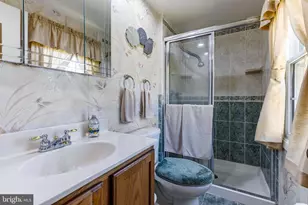 12402 Stretton Ln, Bowie, MD 20715 - Photo 24