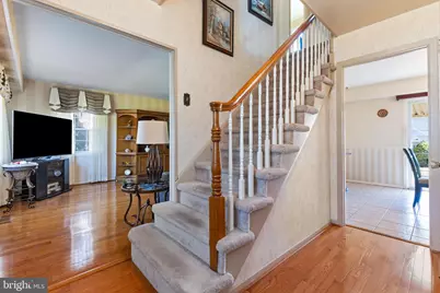 12402 Stretton Lane, Bowie, MD 20715 - Photo 4