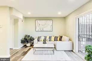 2267 Anvil Ln, Temple Hills, MD 20748 - Photo 4