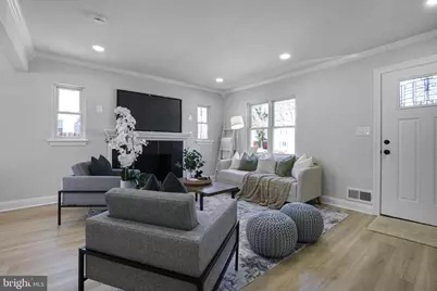 6909 Gateway Boulevard, District Heights, MD 20747 - Photo 6