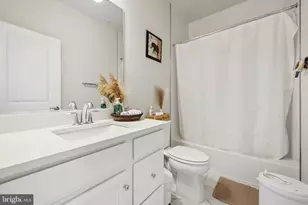 5601 Hyattsville Dr, Hyattsville, MD 20782 - Photo 36