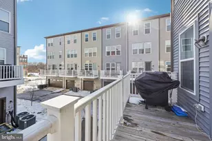 5601 Hyattsville Dr, Hyattsville, MD 20782 - Photo 48