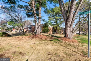 801 Pocahontas Dr, Fort Washington, MD 20744 - Photo 4