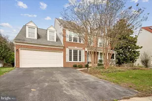 8010 Craddock Rd, Greenbelt, MD 20770 - Photo 2