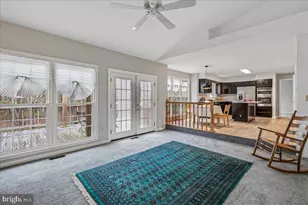 8010 Craddock Rd, Greenbelt, MD 20770 - Photo 24