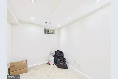 5608 Camp Springs Avenue, Temple Hills, MD 20748 - Photo 32