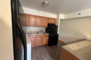 8489 Greenbelt Rd, Greenbelt, MD 20770 - Photo 10