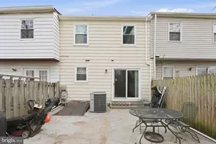 9005 Continental Pl, Hyattsville, MD 20785 - Photo 24