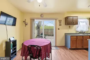 9005 Continental Pl, Hyattsville, MD 20785 - Photo 12