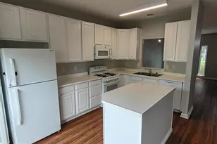 12902 Woods View St, Upper Marlboro, MD 20772 - Photo 2