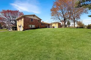 6404 Summerhill Rd, Temple Hills, MD 20748 - Photo 12