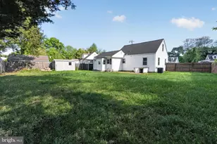 6810 Pickett Dr, Suitland, MD 20746 - Photo 34