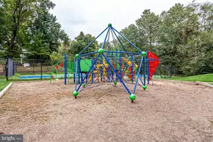 1836 Metzerott Rd, Adelphi, MD 20783 - Photo 20