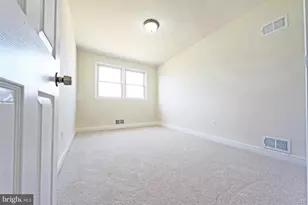 2113 Iverson St, Temple Hills, MD 20748 - Photo 30