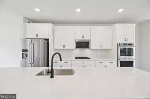 2912 Lewis and Clark Ave, Upper Marlboro, MD 20774 - Photo 4