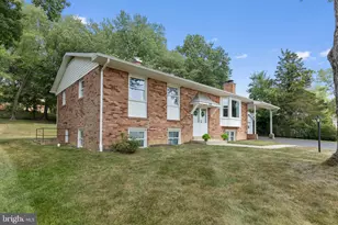 9716 Dale Dr, Upper Marlboro, MD 20772 - Photo 2
