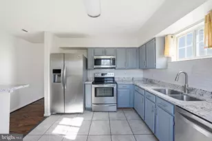 1003 Spring Valley Ct, Fort Washington, MD 20744 - Photo 2