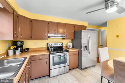 12305 Sturdee Drive, Upper Marlboro, MD 20772 - Photo 8