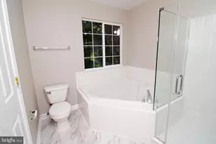 7424 Belgravia Ln, Hyattsville, MD 20785 - Photo 6