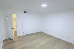 6940 Hanover Pkwy, Greenbelt, MD 20770 - Photo 22