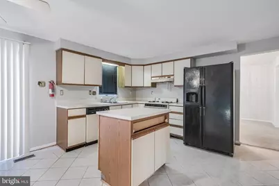 5308 Woodland Boulevard, Oxon Hill, MD 20745 - Photo 2