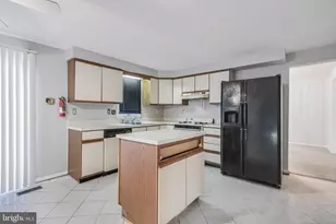 5308 Woodland Blvd, Oxon Hill, MD 20745 - Photo 2