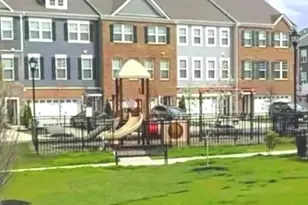 9707 Summerton Dr, Bowie, MD 20721 - Photo 48