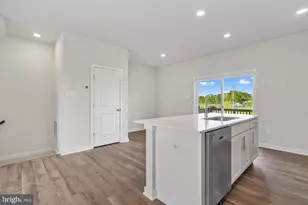 16502 Green Glade Dr, Brandywine, MD 20613 - Photo 12