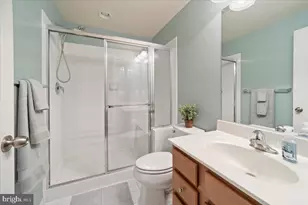 852 Regents Square, Oxon Hill, MD 20745 - Photo 20