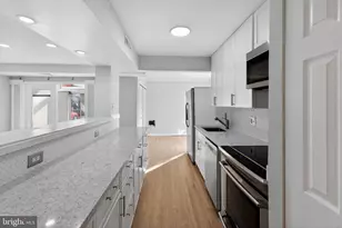 7732 Hanover Pkwy, Greenbelt, MD 20770 - Photo 8