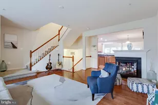 915 Hall Station Dr, Bowie, MD 20721 - Photo 2