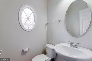 915 Hall Station Dr, Bowie, MD 20721 - Photo 18