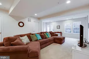 915 Hall Station Dr, Bowie, MD 20721 - Photo 30