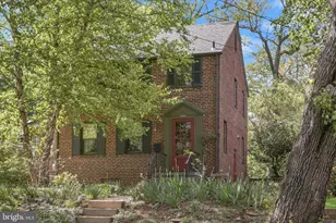 4014 Tennyson Rd, University Park, MD 20782 - Photo 2