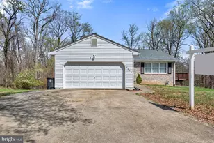 2012 Frontier Ct, Fort Washington, MD 20744 - Photo 2