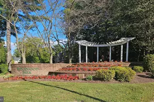 1705 Barrington Ct, Bowie, MD 20721 - Photo 2