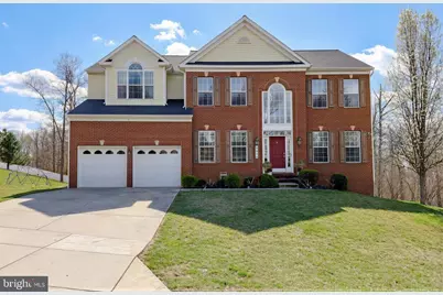 2810 Pumpkin Street, Clinton, MD 20735 - Photo 2