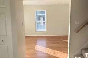 2401 W Rosecroft Village Cir, Oxon Hill, MD 20745 - Photo 12