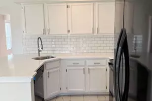 2401 W Rosecroft Village Cir, Oxon Hill, MD 20745 - Photo 10