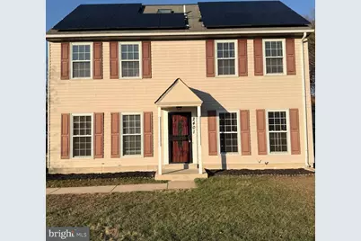 2401 W Rosecroft Village Circle, Oxon Hill, MD 20745 - Photo 2