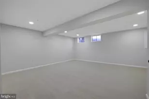 11407 Falcon Ridge Ct, Beltsville, MD 20705 - Photo 36