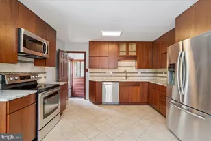 8206 Dangerfield Pl, Clinton, MD 20735 - Photo 10