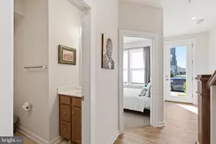 2519 Crimson Fox Dr, Hyattsville, MD 20782 - Photo 8