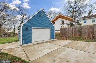 1404 Beaver Heights Ln, Capitol Heights, MD 20743 - Photo 2