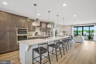 17635 Lake Melford Ave, Bowie, MD 20715 - Photo 2